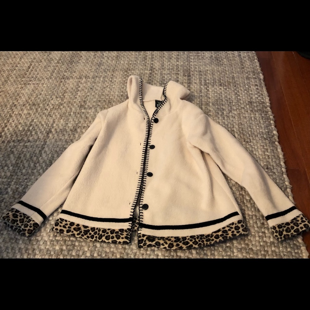 Girls leopard print buttoned sweater